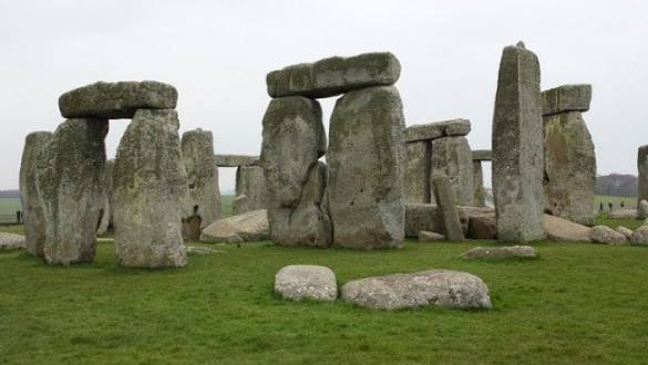 10 Interesting Stonehenge Facts | Owlcation