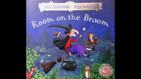 Room on the Broom By Julia Donaldson & Illustrated By Axel Scheffler - YouTube