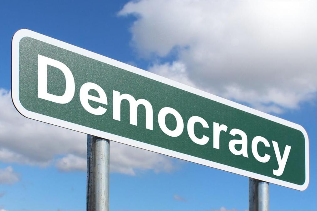 democracy is a work of art maturana