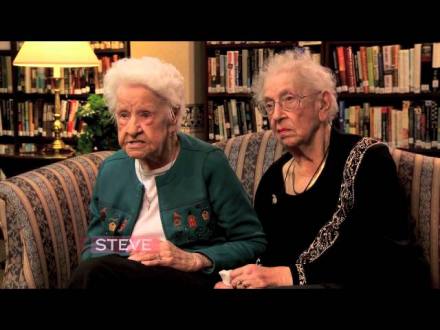 100 Year Old Best Friends –[Multimedia-English videos]