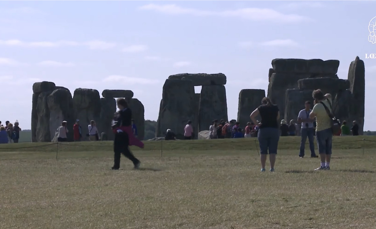 English - Stonehenge - YouTube