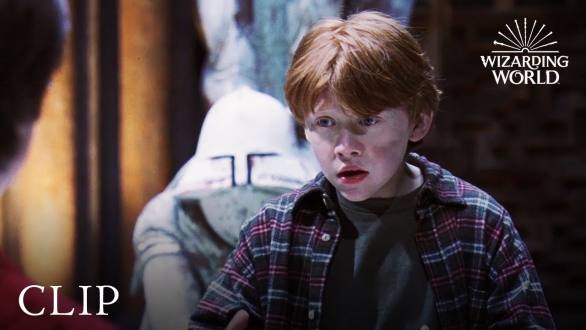 Harry, Ron and Hermione Play Wizard Chess | Harry Potter and the Philosopher's Stone - YouTube (1:45)